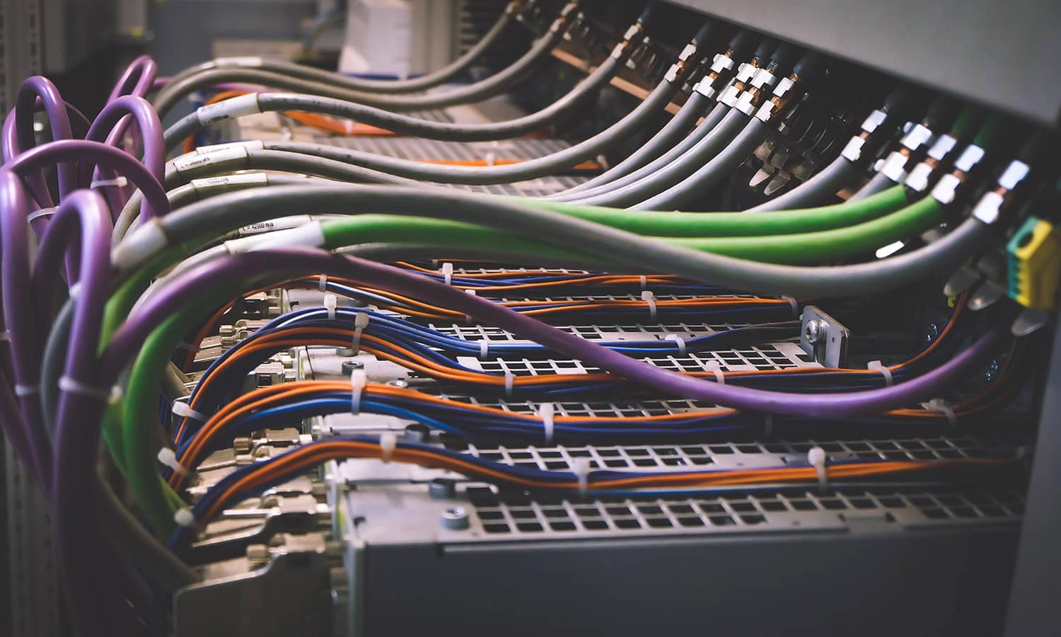 PLC-cables NiLAB – Motori Lineari per applicazioni industriali - PLC-cables